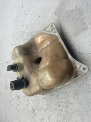 4A0121403 Расширительный бачок Audi 100 C4 Арт 95889046, вид 3