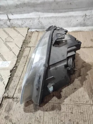  Фара передняя правая Audi A4 B7 Арт 95889776, вид 4