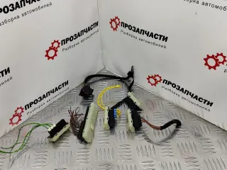 A2025405981, A0045467540, A0045468540, A0045468040, A0045468340 Разъем (фишка) проводки Mercedes CLS C218 Арт 1-130-3, вид 1