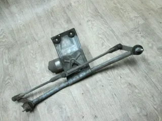  Механизм стеклоочистителя (трапеция дворников) Ford Fiesta 4 Арт 38-9