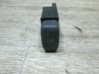  Кнопка (выключатель) Mitsubishi Carisma Арт 50-83