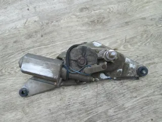  Моторчик заднего стеклоочистителя (дворника) Mazda 626 GE Арт 58-258