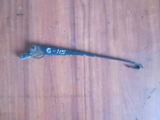  Щеткодержатель задний Ford Sierra Арт 6-115, вид 1