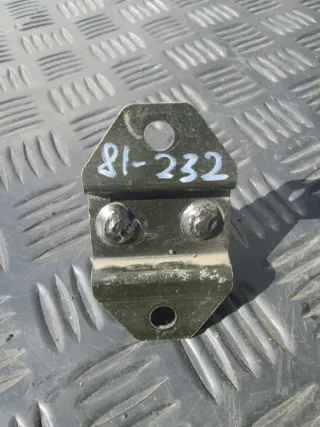  Ответная часть (скоба) замка двери Mitsubishi Galant 8 Арт 81-232, вид 1