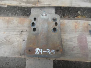  Кронштейн крепления бампера переднего Audi 100 C3 Арт 84-39, вид 1