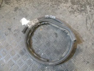  Уплотнитель капота Alfa Romeo 146 Арт 93-258, вид 1