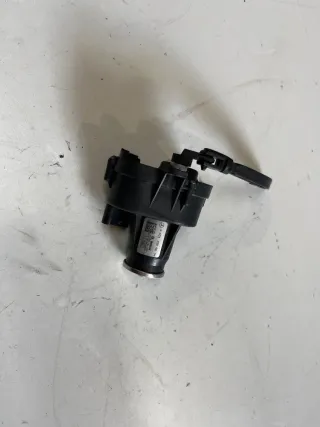 A6511500094 Сервопривод заслонок впускного коллектора Mercedes C W205 2.2л Арт 96649870, вид 1