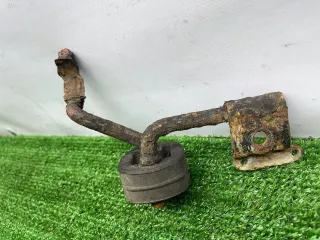 8D0253147 Кронштейн глушителя Volkswagen Caddy 3 Арт 170299, вид 6