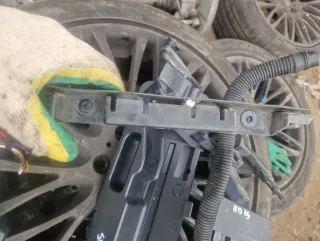 51117135575 Кронштейн крепления бампера переднего BMW 7 E65/E66 Арт 124336, вид 1