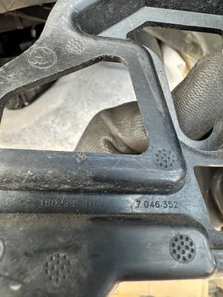 7046352 Кронштейн крепления крыла переднего правого BMW 7 F01/F02 Арт 96665966, вид 3