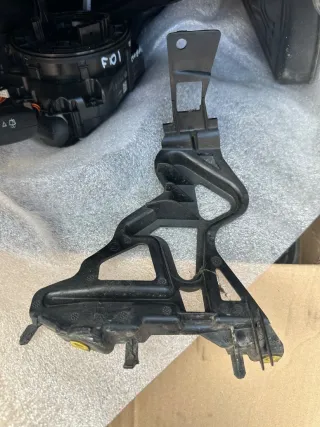 7046352 Кронштейн крепления крыла переднего правого BMW 7 F01/F02 Арт 96665966, вид 1