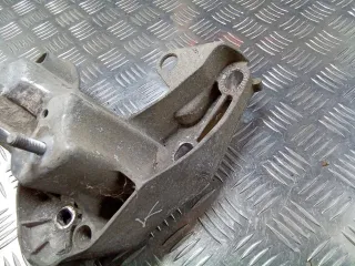 4F0199352M Кронштейн стабилизатора Audi A6 C6 (S6,RS6) Арт 96666689, вид 3