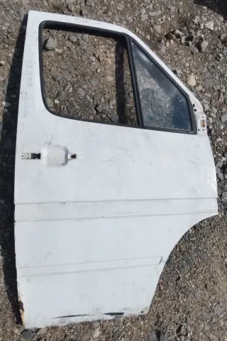  Дверь передняя правая Mercedes Sprinter W901-905 Арт 250631, вид 1