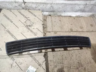  Заглушка (решетка) в бампер передний Audi A4 B5 Арт 96667510, вид 1