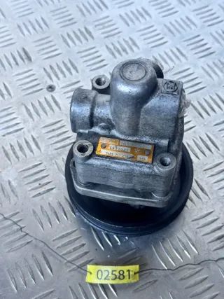 5832532, 7681955230, 1141036, 2243683 Насос ГУР BMW 3 E36 Арт 02581, вид 3