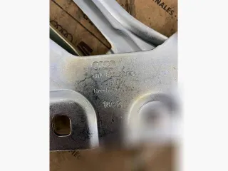 80A823301C Петля капота левая Audi Q5 2 Арт 104463781, вид 2