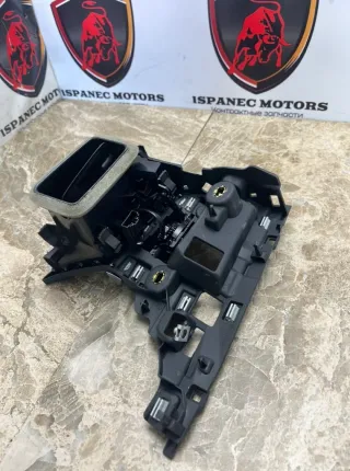 4M8820901J Дефлектор обдува салона Audi RS Q8 Арт 42697, вид 5