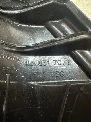 4m8831707e Уплотнитель двери передней левой Audi RS Q8 Арт 42778, вид 6