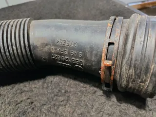 06B129627 Патрубок воздушного фильтра Volkswagen Passat B5 Арт 96674113, вид 2