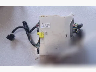 8273030631 Блок предохранителей Lexus GS 3 Арт 71940365, вид 1