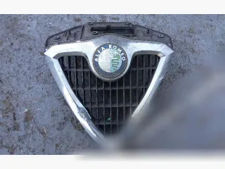  Решетка радиатора Alfa Romeo 156 Арт 75196655, вид 1