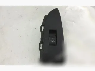192801 Кнопка стеклоподъемника заднего правого Toyota Prius 3 Арт 82656195, вид 1