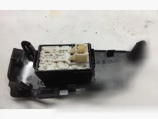 192801 Кнопка стеклоподъемника заднего правого Toyota Prius 3 Арт 82656195, вид 2