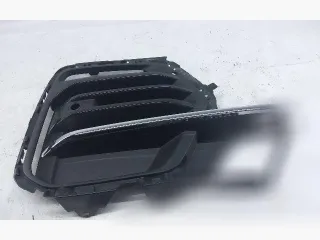 511110503420 Заглушка (решетка) в бампер передний BMW X5 G05  Арт 85257985, вид 1