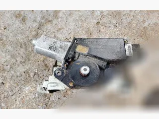 6326060110,8972160040 Двигатель электролюка Toyota Land Cruiser 100 Арт 87285456_1, вид 1