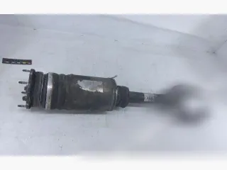  Стойка амортизатора переднего левого Land Rover Range Rover 4 Арт 92445630, вид 1