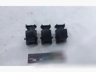 3910S94 Кнопка стеклоподъемника заднего левого Toyota Prius 4 Арт 92837369, вид 1