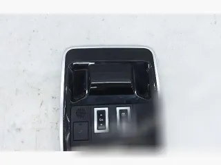 EPLA15K609 Кнопка открывания люка Land Rover Range Rover Sport 2 Арт 101490812_1, вид 1