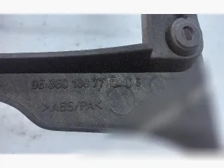 9636013877 Накладка декоративная центральной консоли Peugeot 307 Арт 101855773, вид 2