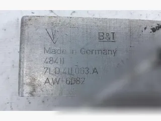 7L0411063A Кронштейн стабилизатора Porsche Cayenne 957 Арт 101879185, вид 1