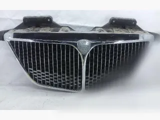 1489546077 Решетка радиатора Lancia Phedra Арт 104263013, вид 1