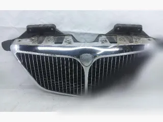 1489546077 Решетка радиатора Lancia Phedra Арт 104263013, вид 2