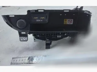 861C048060,CAQL39X1AJ Беспроводное зарядное устройство Lexus RX 4 Арт 105135104, вид 1