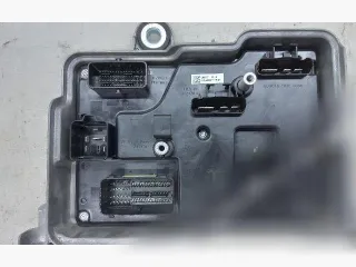 158399101C,149732400F Блок бортовой сети (блок управления BCM) Tesla model 3 Арт 108549128, вид 1