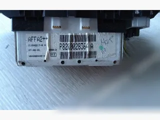 P8200028364A Дисплей Renault Scenic RX4 Арт 108598075, вид 3