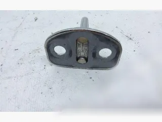 8E0837033 Ответная часть (скоба) замка двери Porsche Panamera 970 Арт 110148300, вид 3