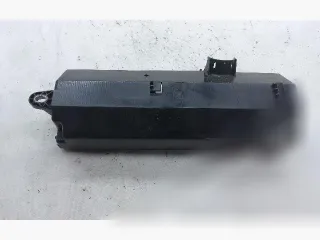 P00108758A Крышка блока предохранителей Land Rover Range Rover 3 Арт 111881135, вид 1