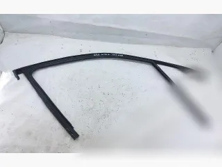 A1677251300 Молдинг стекла двери передней левой наружный Mercedes GLE W167 Арт 113471204, вид 2