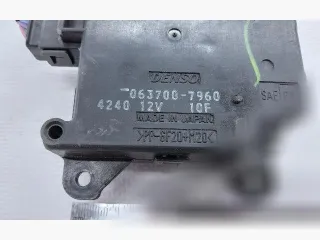 637007960 Моторчик заслонки печки Toyota Prius 2 Арт 114813870, вид 4