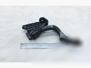 7812047050,1988003200 Педаль газа Toyota Prius 2 Арт 115233869, вид 3