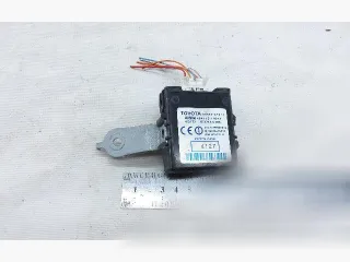 8999347011 Блок управления крышкой багажника Toyota Prius 2 Арт 115270252, вид 1