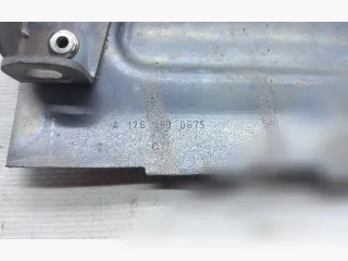 A1761500675 Тепловой экран моторного отсека Mercedes GLS X167 Арт 115799013_5, вид 3