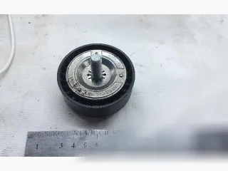 A0009068302 Ролик обводной Mercedes C W205 3.0л Арт 115800304, вид 2