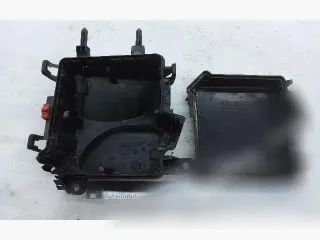 284C40002R,284B10002R Короб предохранителей Renault Scenic 3 Арт 118690099_1, вид 1