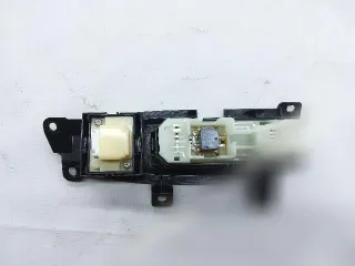 8403030110 Кнопка стеклоподъемника переднего правого Lexus GS 3 Арт 123915028, вид 3