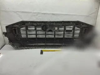 4M8807233 Решетка радиатора Audi Q8 Арт 128619804, вид 2